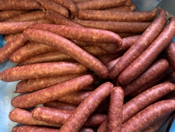 www.KaasEnWorst.nl en Bio-Kultura potgrond ed en de Makkelijke Moestuin