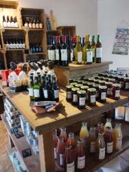 boerderijwinkel binnen.jpg