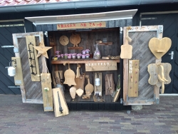 kast-klein.jpg