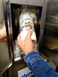 Melktap met Loes.jpg