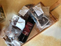Voorbeeld kerstpakket 100.jpg
