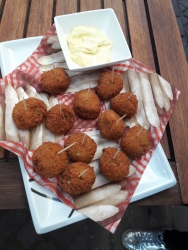 IMG-20180418-WA0000.jpg