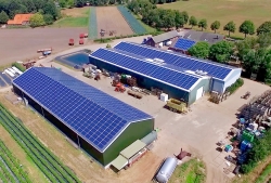 zonnepanelen bovenaf.jpeg