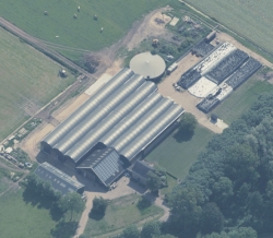 Luchtfoto ons bedrijf.png